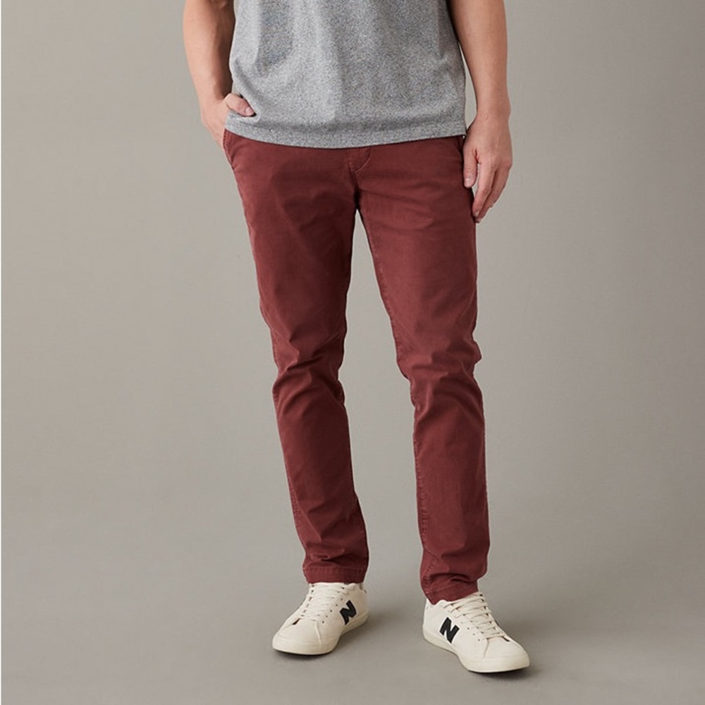 NWT American Eagle Outfitters Slim Lived in Khakis